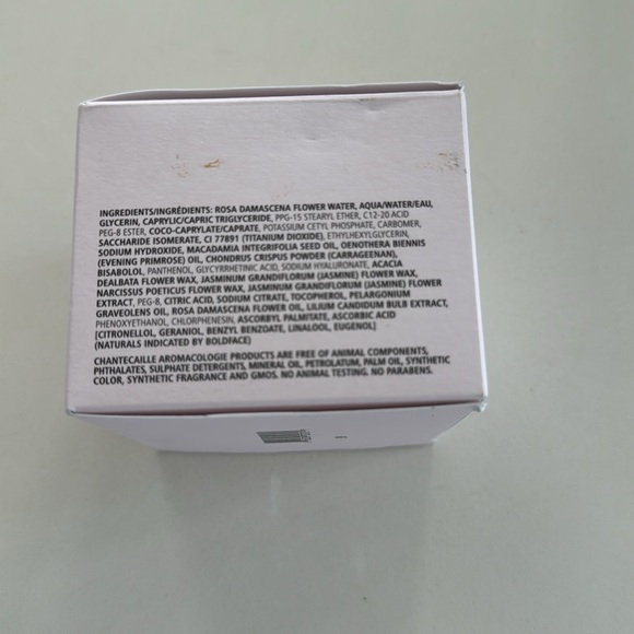 Chantecaille • Jasmine and Lily Healing Mask - Picture 3 of 6